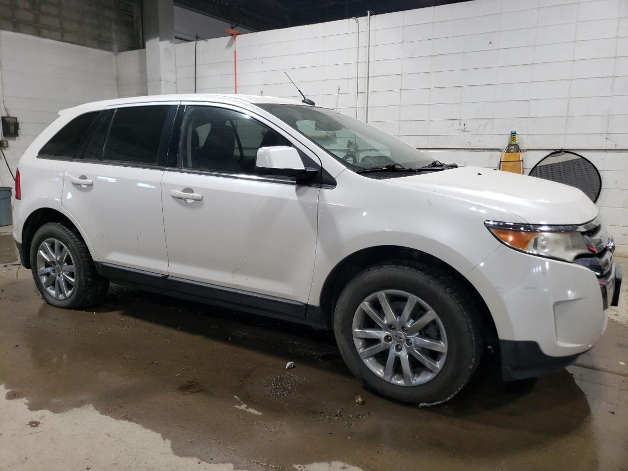 Lot #3048282731 2011 FORD EDGE LIMIT