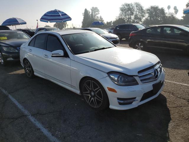 VIN WDDGF4HB5DR270682 2013 MERCEDES-BENZ C-CLASS no.4