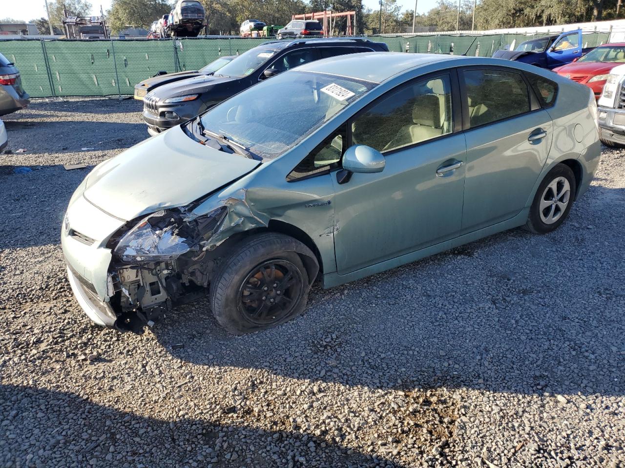  Salvage Toyota Prius