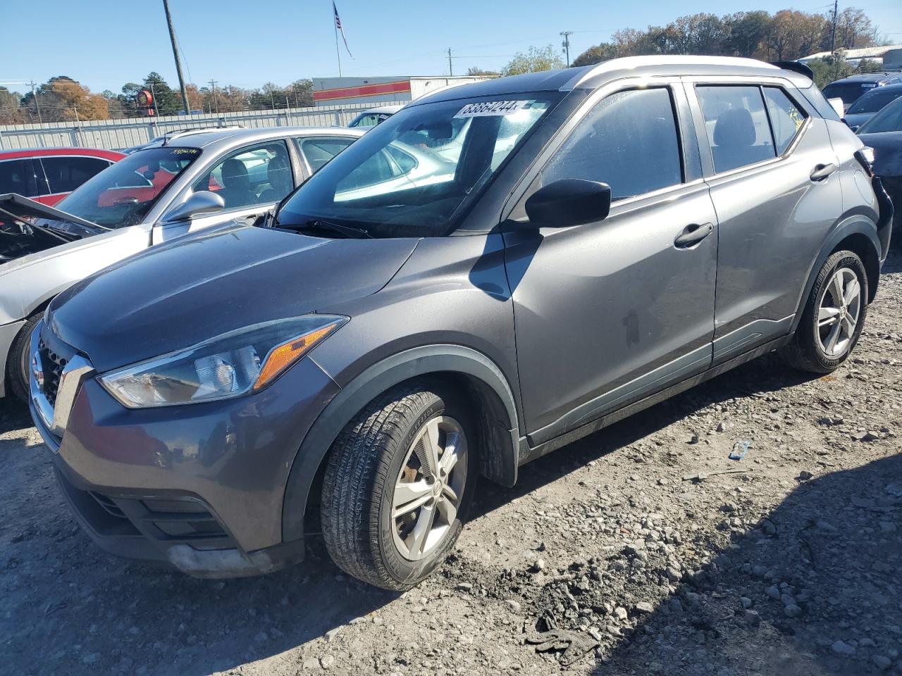  Salvage Nissan Kicks