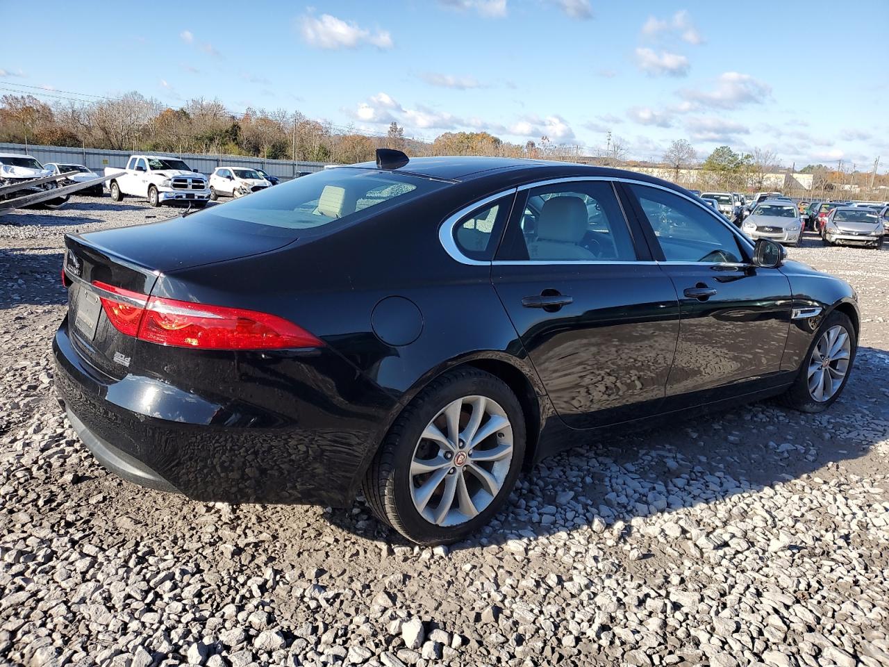 Lot #3028595918 2017 JAGUAR XF PREMIUM