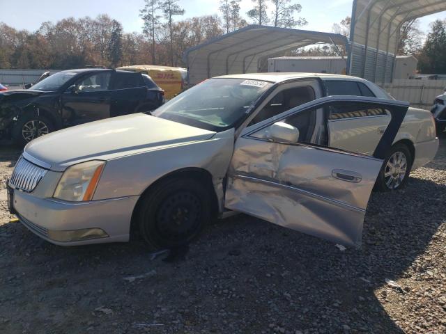 CADILLAC DTS