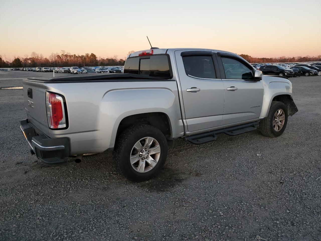 Lot #3034419740 2018 GMC CANYON SLE