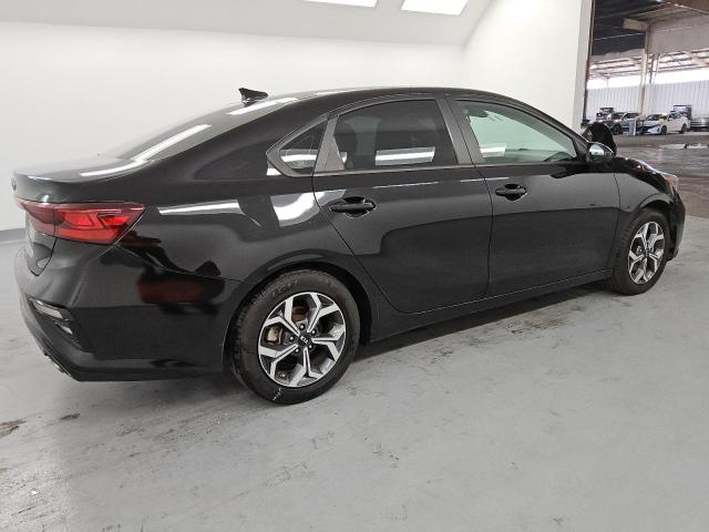 VIN 3KPF24AD1ME268890 2021 KIA FORTE no.3