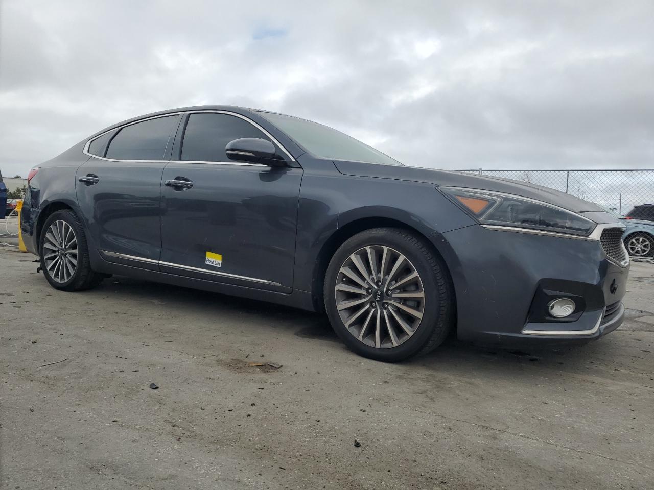 Lot #3028302795 2017 KIA CADENZA PR