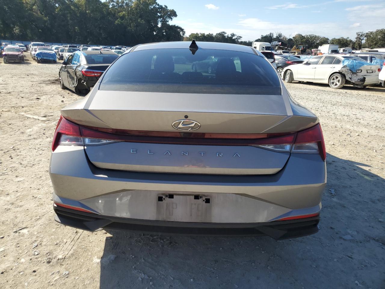 Lot #3048561929 2021 HYUNDAI ELANTRA SE