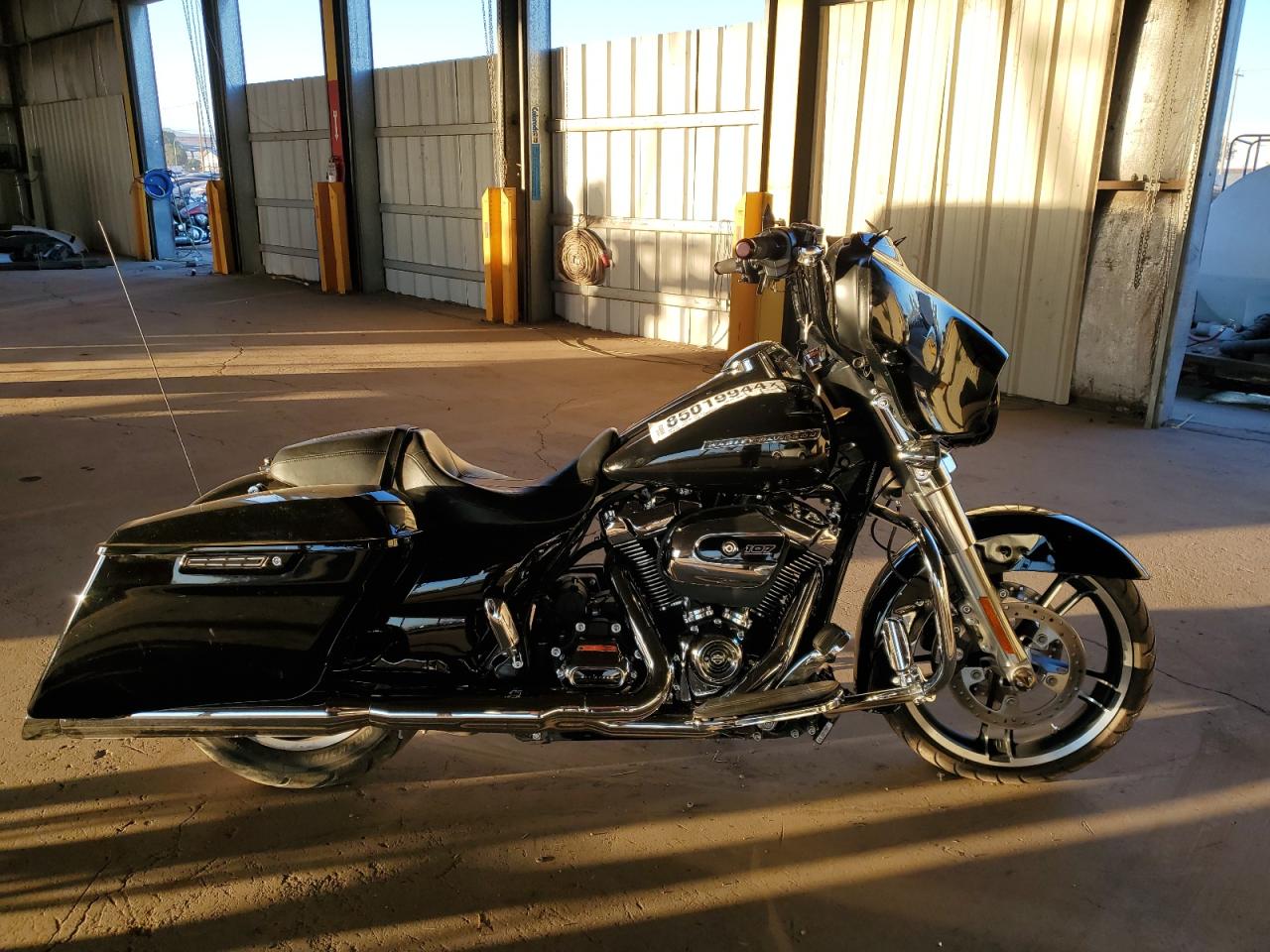 1HD1KBC36KB618932 HARLEY-DAVIDSON FLHX 2019