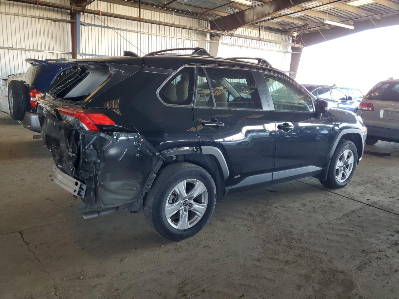 Lot #3027141800 2019 TOYOTA RAV4 LE