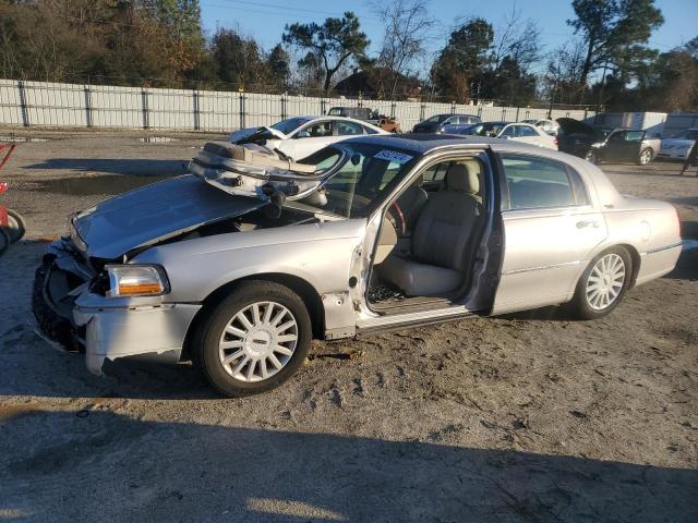 2005 LINCOLN TOWN CAR S #3059046278