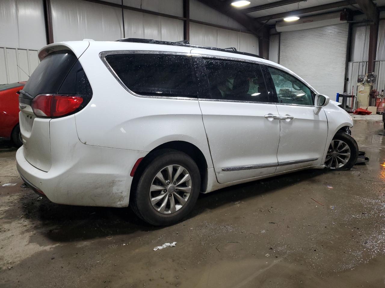 Lot #3029696115 2017 CHRYSLER PACIFICA T