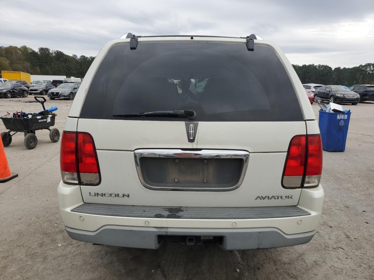 Lot #3029590070 2004 LINCOLN AVIATOR