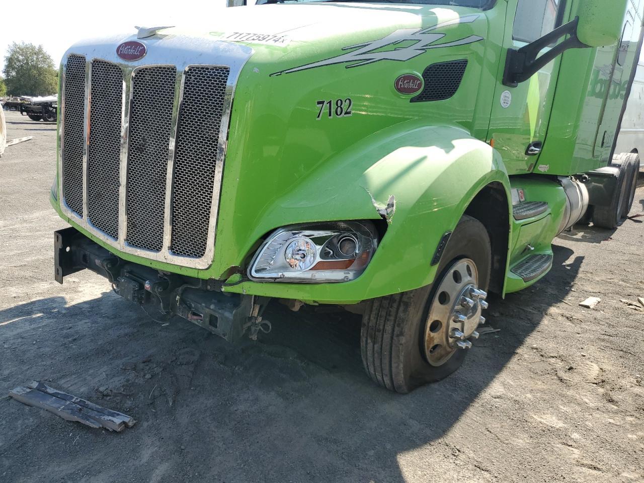 Lot #3034626763 2017 PETERBILT 579