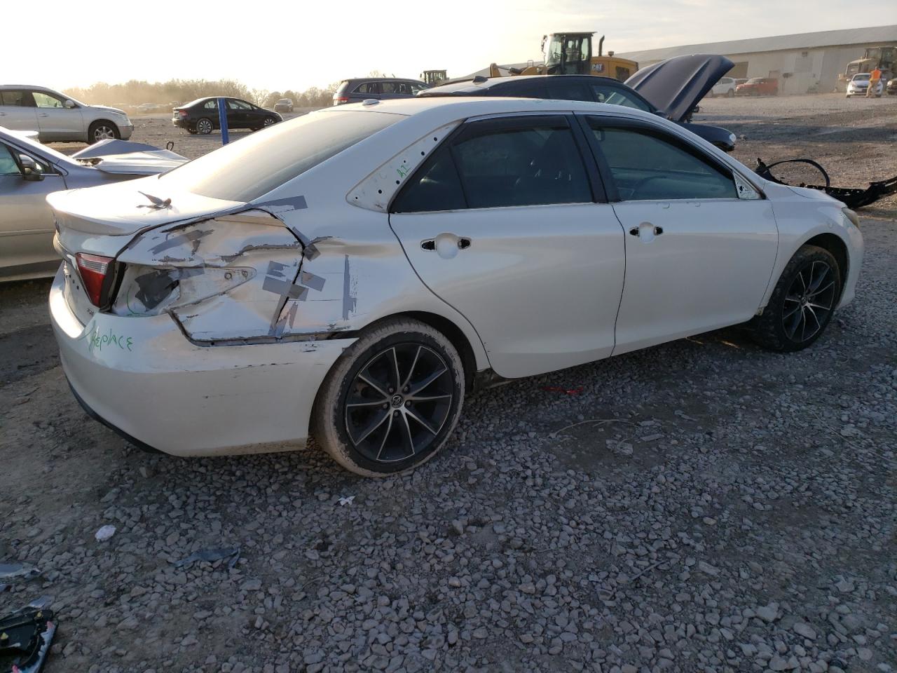 Lot #3044683260 2016 TOYOTA CAMRY LE