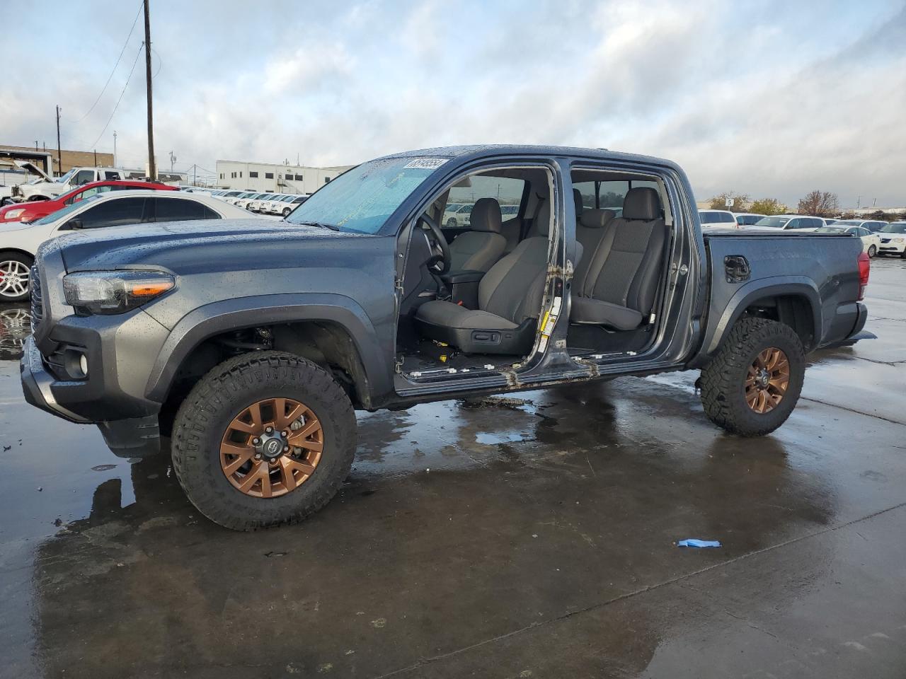 TOYOTA TACOMA DOUBLE CAB