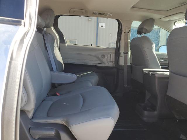2021 TOYOTA SIENNA XLE - 5TDYRKEC0MS007847