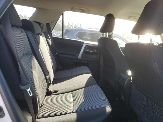 2023 TOYOTA 4RUNNER SR - JTEEU5JR6P5304320