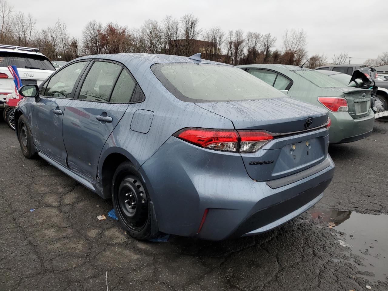 Lot #3033010025 2021 TOYOTA COROLLA LE