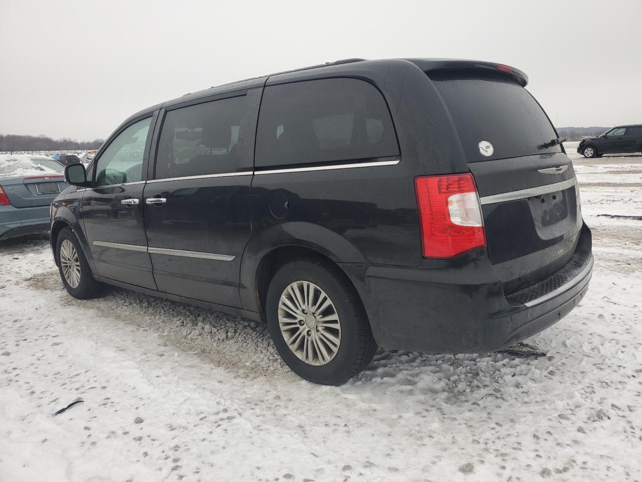 Lot #3036917634 2014 CHRYSLER TOWN & COU