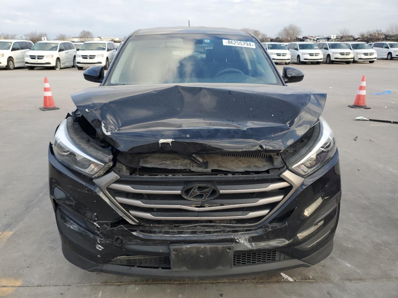 Lot #3034268080 2016 HYUNDAI TUCSON SE