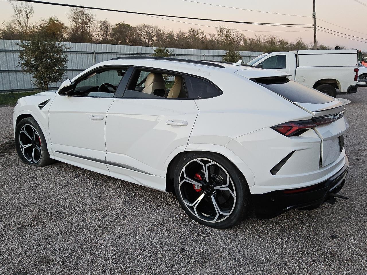 Lot #3034429721 2022 LAMBORGHINI URUS