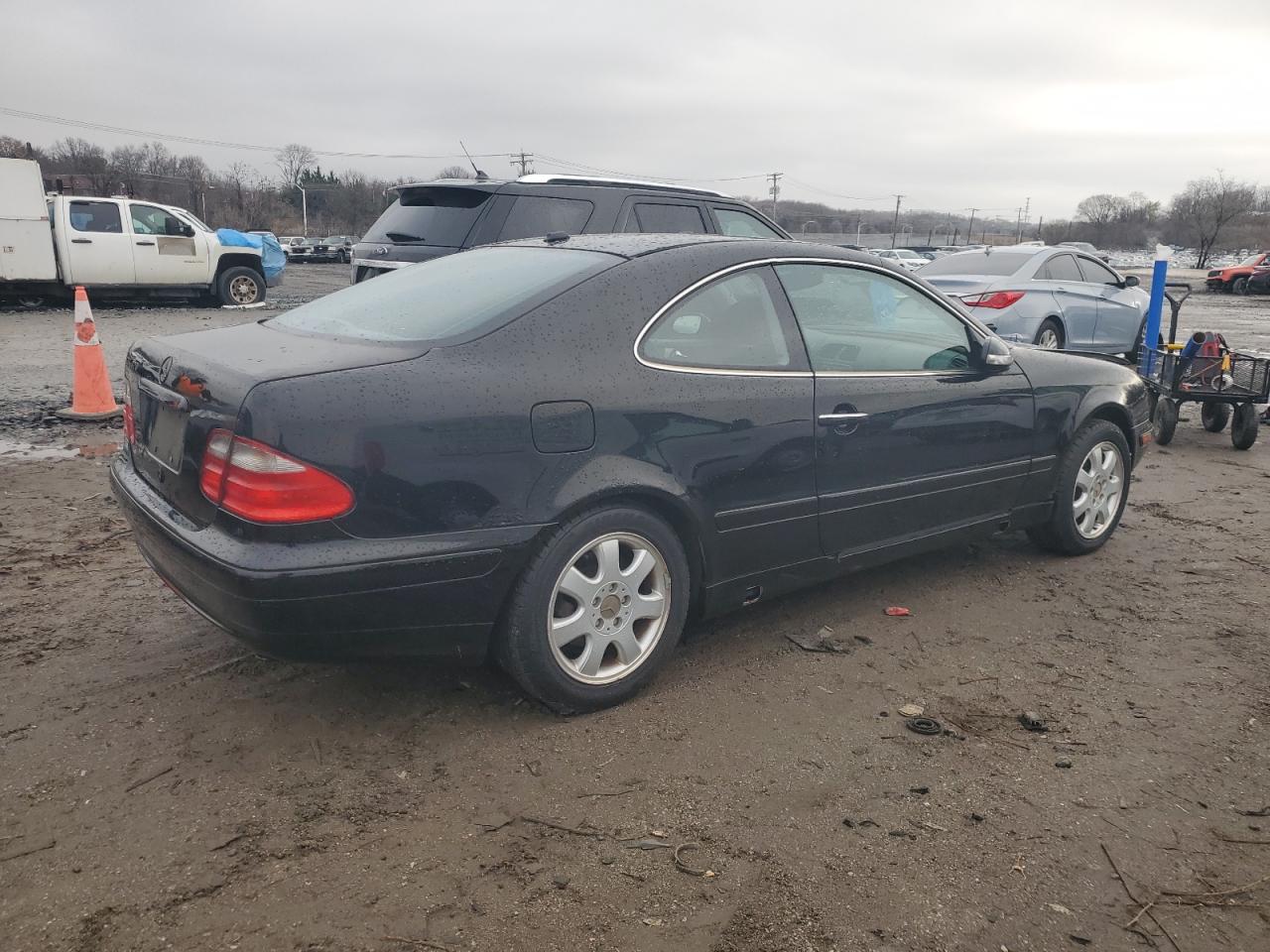 Lot #3034643415 2001 MERCEDES-BENZ CLK 320