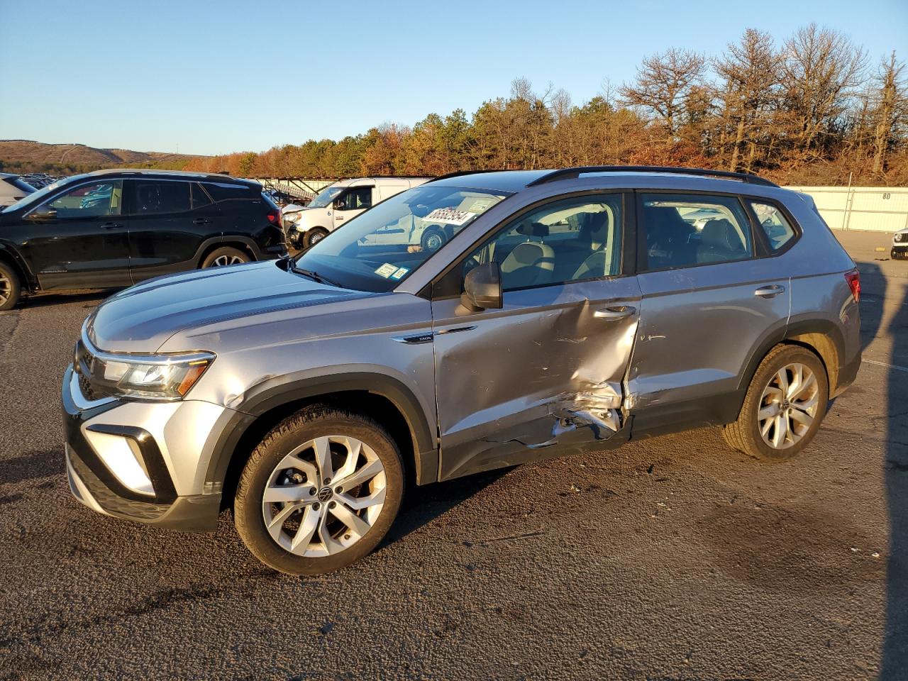  Salvage Volkswagen Taos