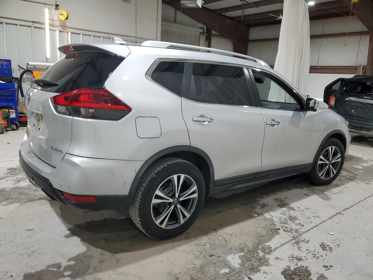 Lot #3055319350 2019 NISSAN ROGUE S