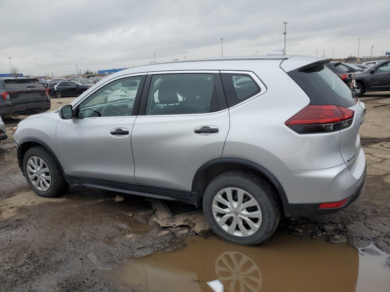 Lot #3033050039 2018 NISSAN ROGUE S