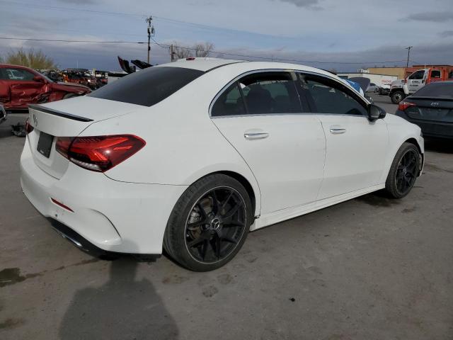 VIN WDD3G4EB6KW011164 2019 MERCEDES-BENZ A-CLASS no.3