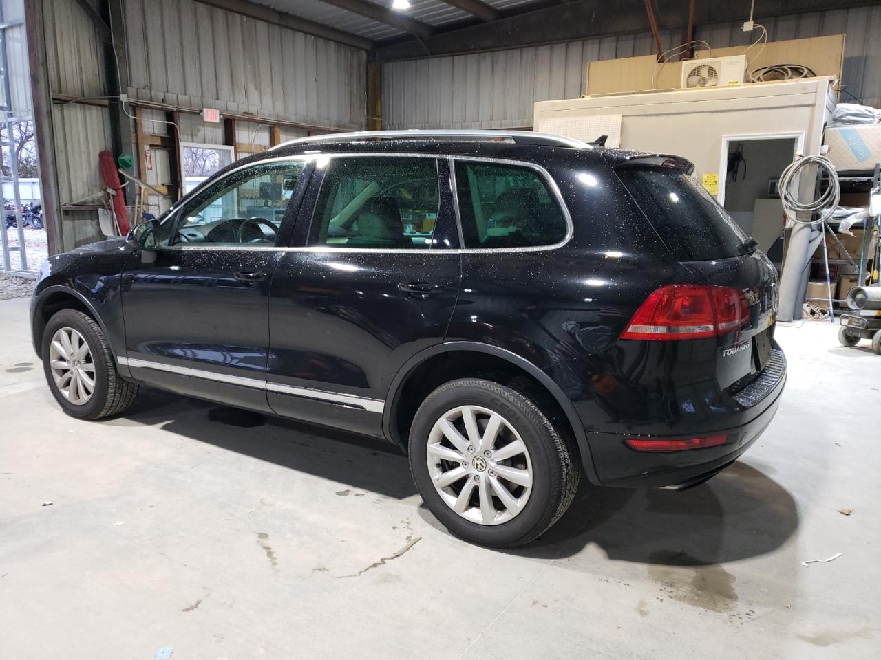 Lot #3050369885 2011 VOLKSWAGEN TOUAREG V6