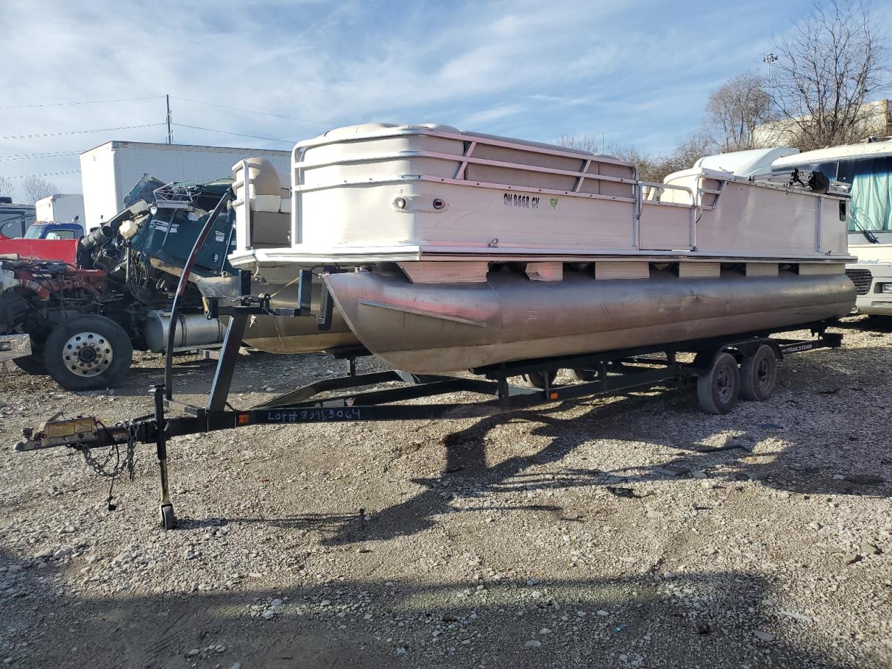 Lot #3029351693 2001 SUNT BOAT W/TRL