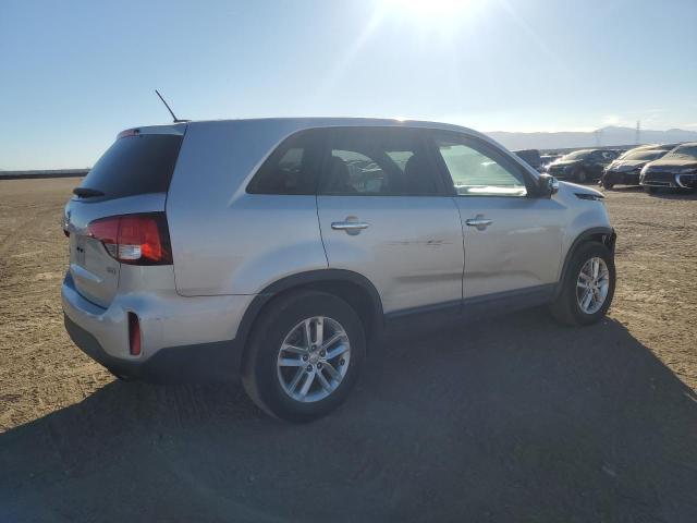 KIA SORENTO LX 2015 silver  gas 5XYKT3A6XFG581644 photo #4