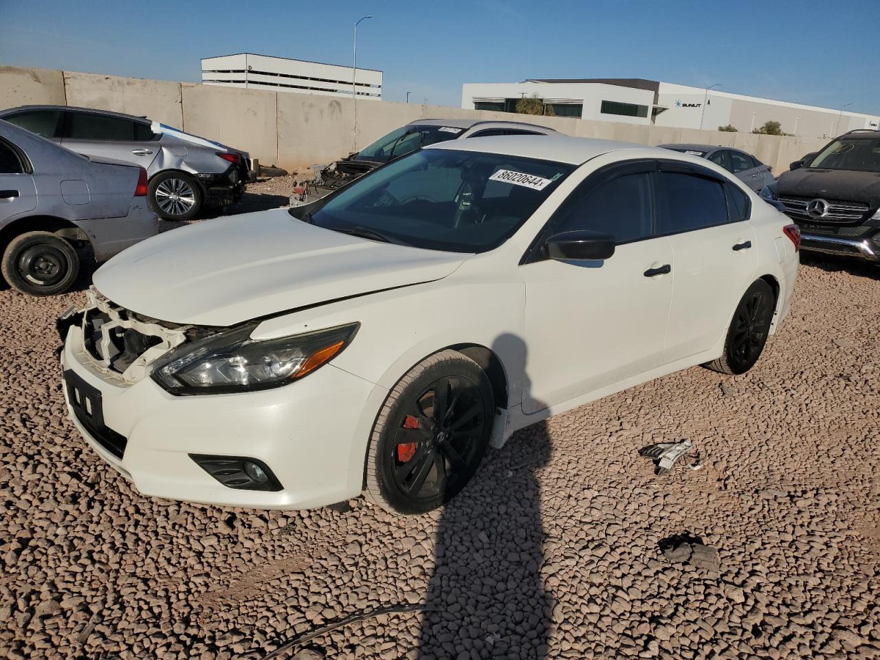  Salvage Nissan Altima