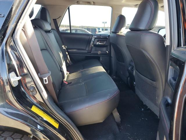 2019 TOYOTA 4RUNNER SR - JTEBU5JR4K5729952