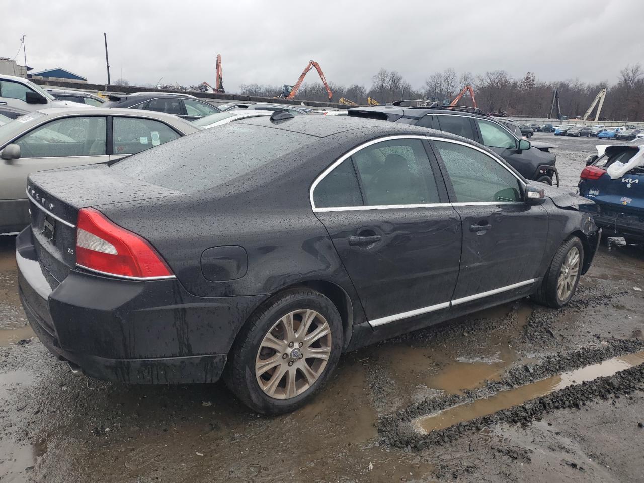 Lot #3027074807 2010 VOLVO S80 3.2