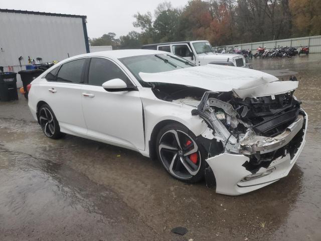 VIN 1HGCV1F3XJA259758 2018 HONDA ACCORD no.4