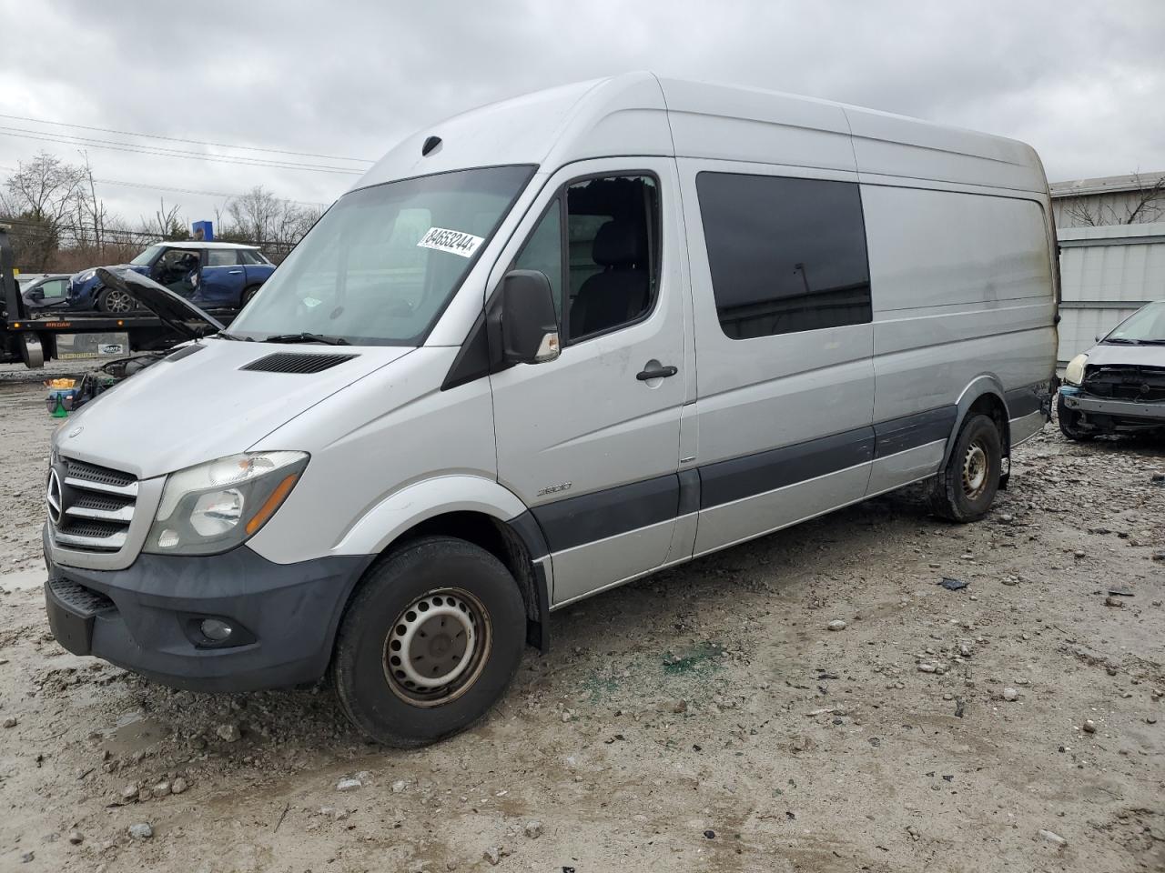  Salvage Mercedes-Benz Sprinter