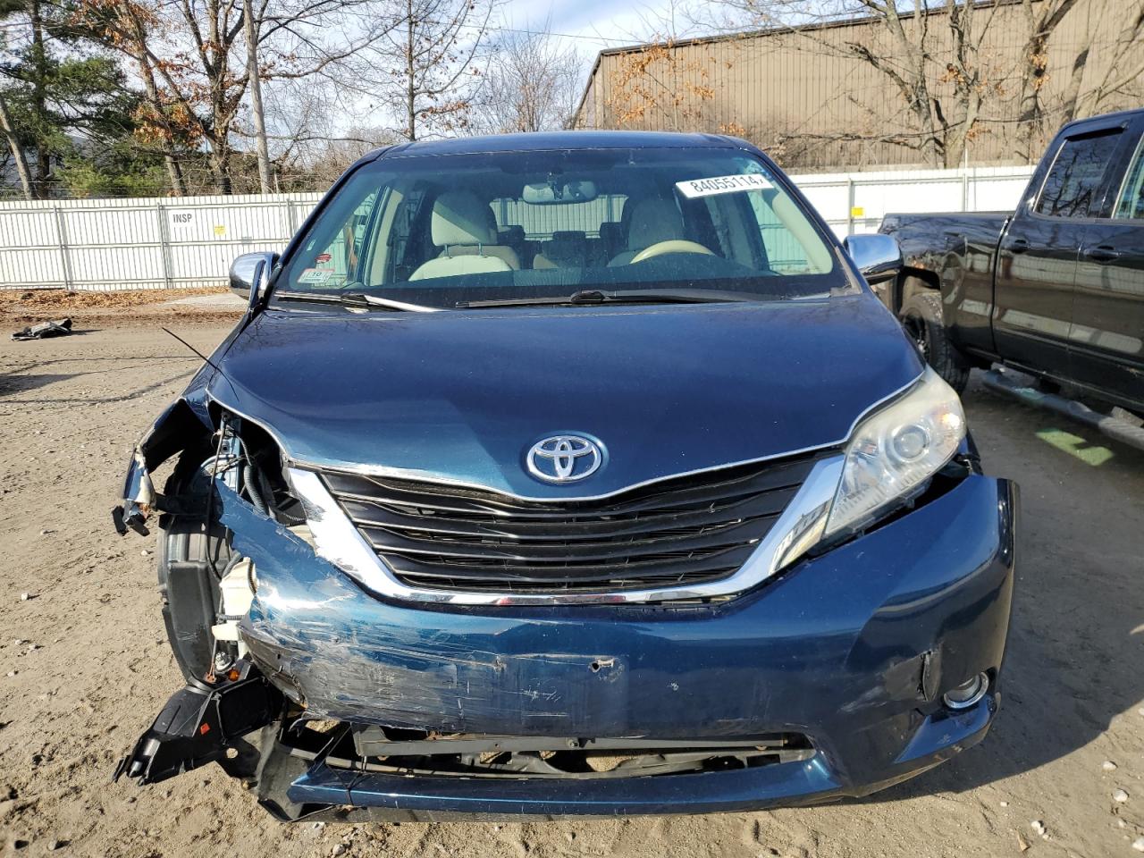 Lot #3033038999 2012 TOYOTA SIENNA LE