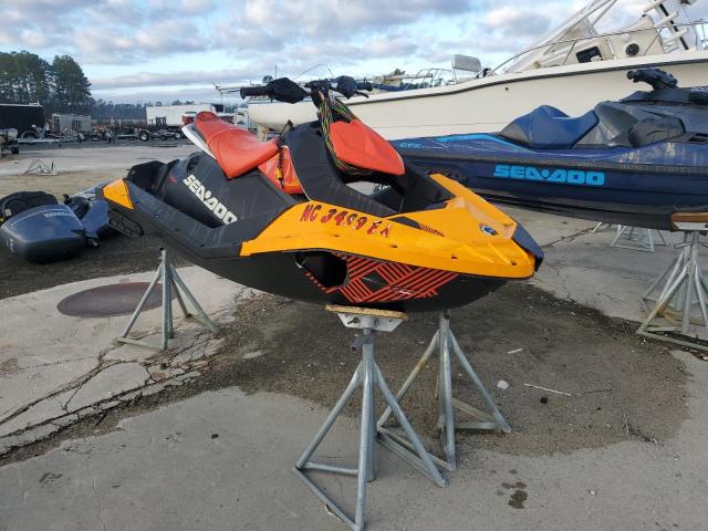 SEADOO SPARK TRIX 2018 two tone   YDV67436L718 photo #1