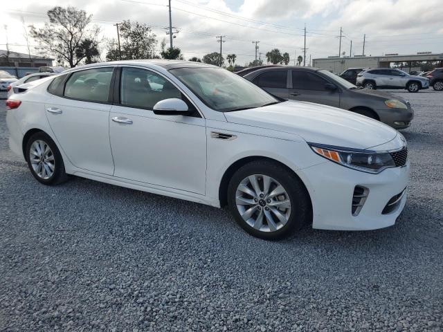 VIN 5XXGU4L39HG168021 2017 KIA OPTIMA no.4