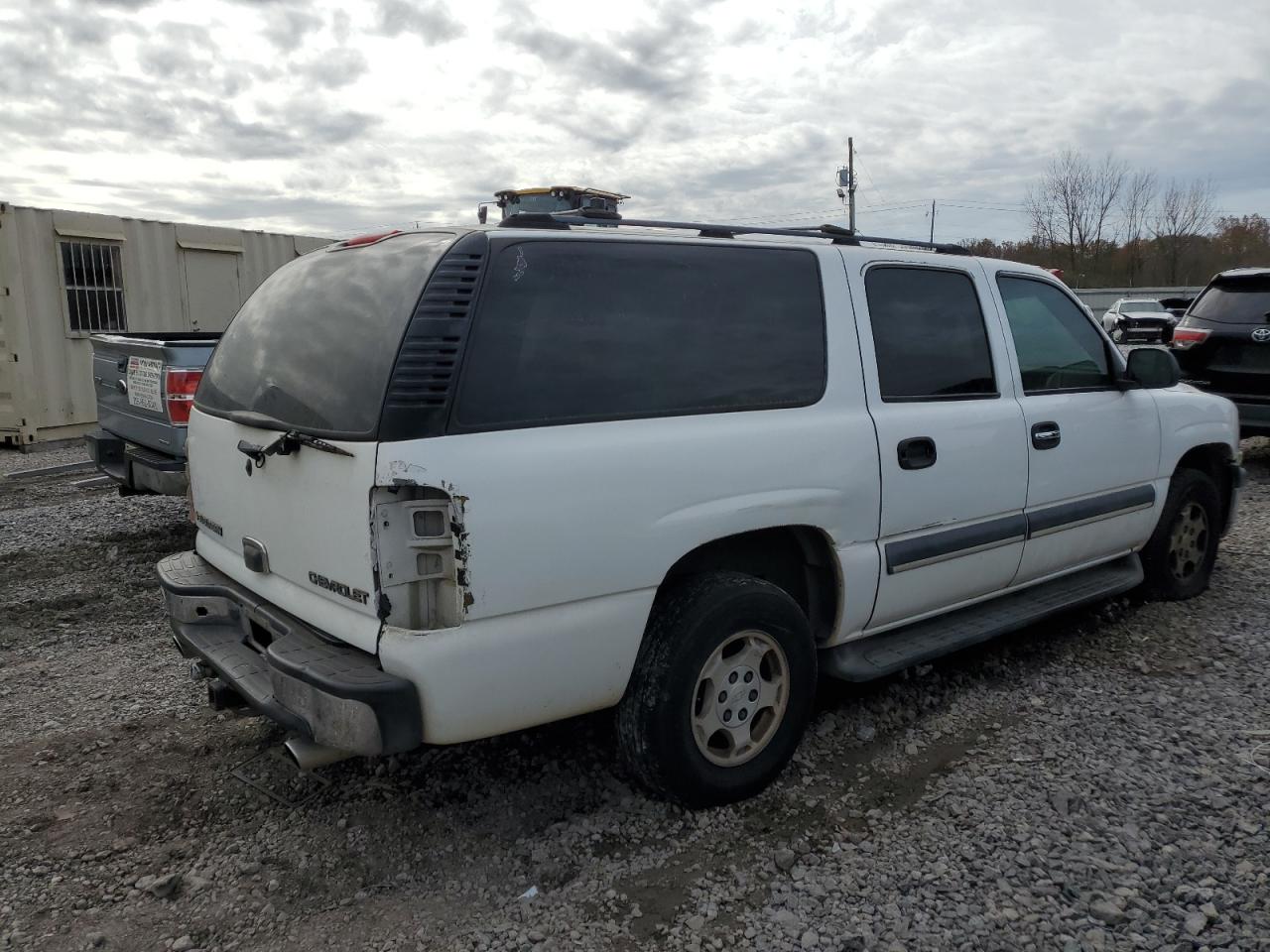 Lot #3030504468 2004 CHEVROLET SUBURBAN C