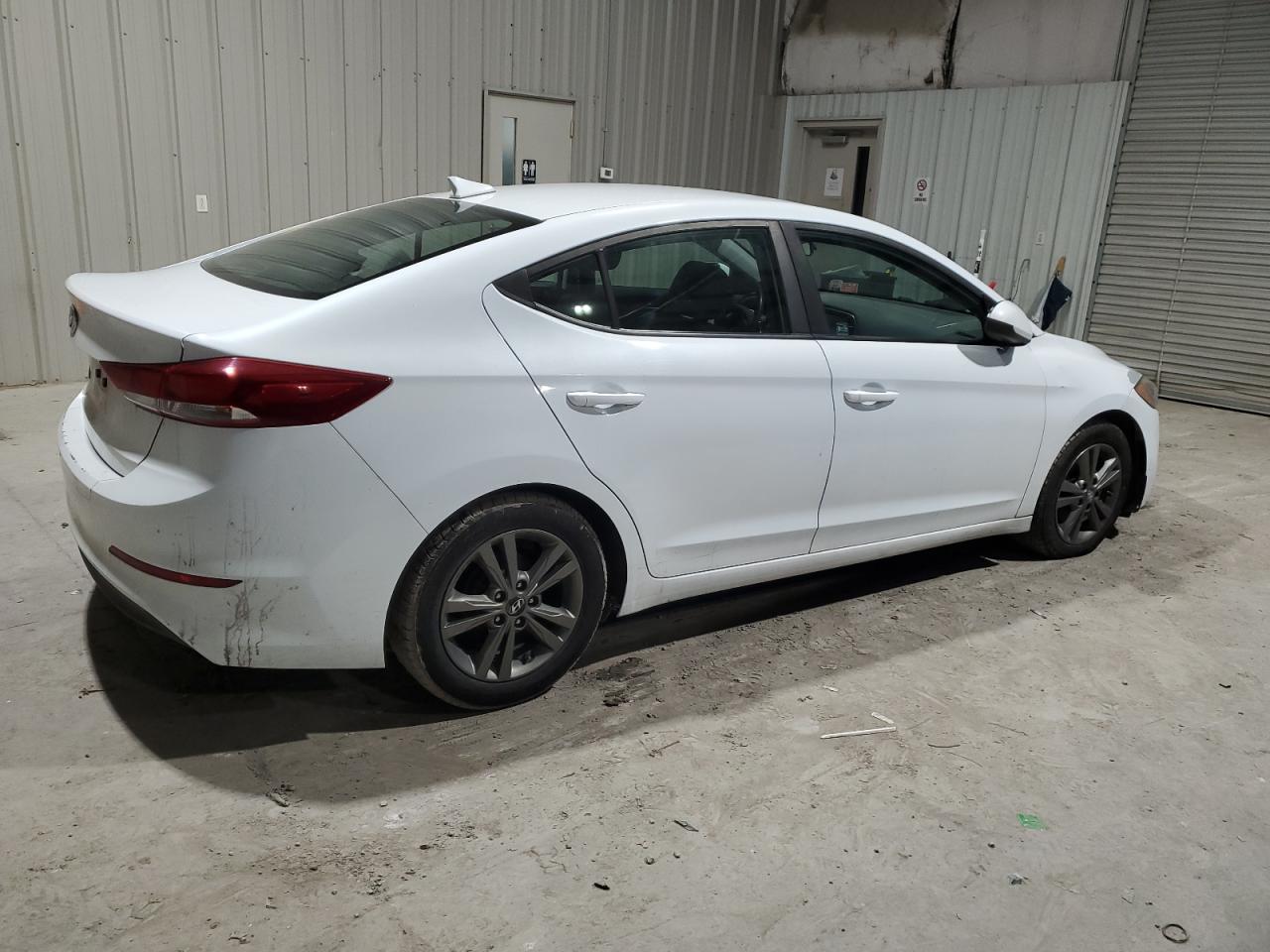 Lot #3030473493 2017 HYUNDAI ELANTRA SE