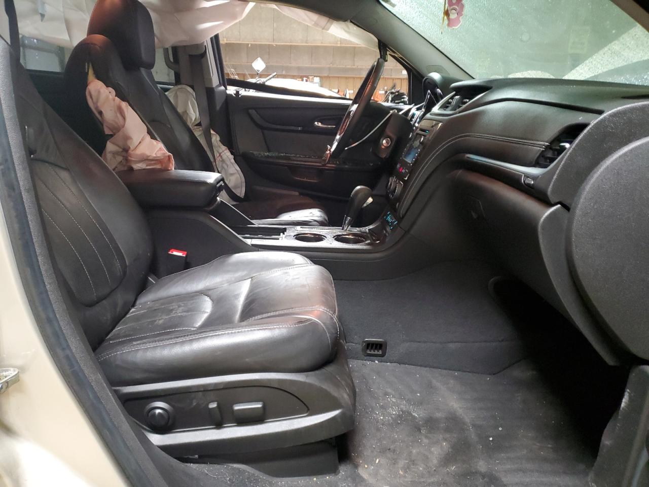 CHEVROLET TRAVERSE LTZ