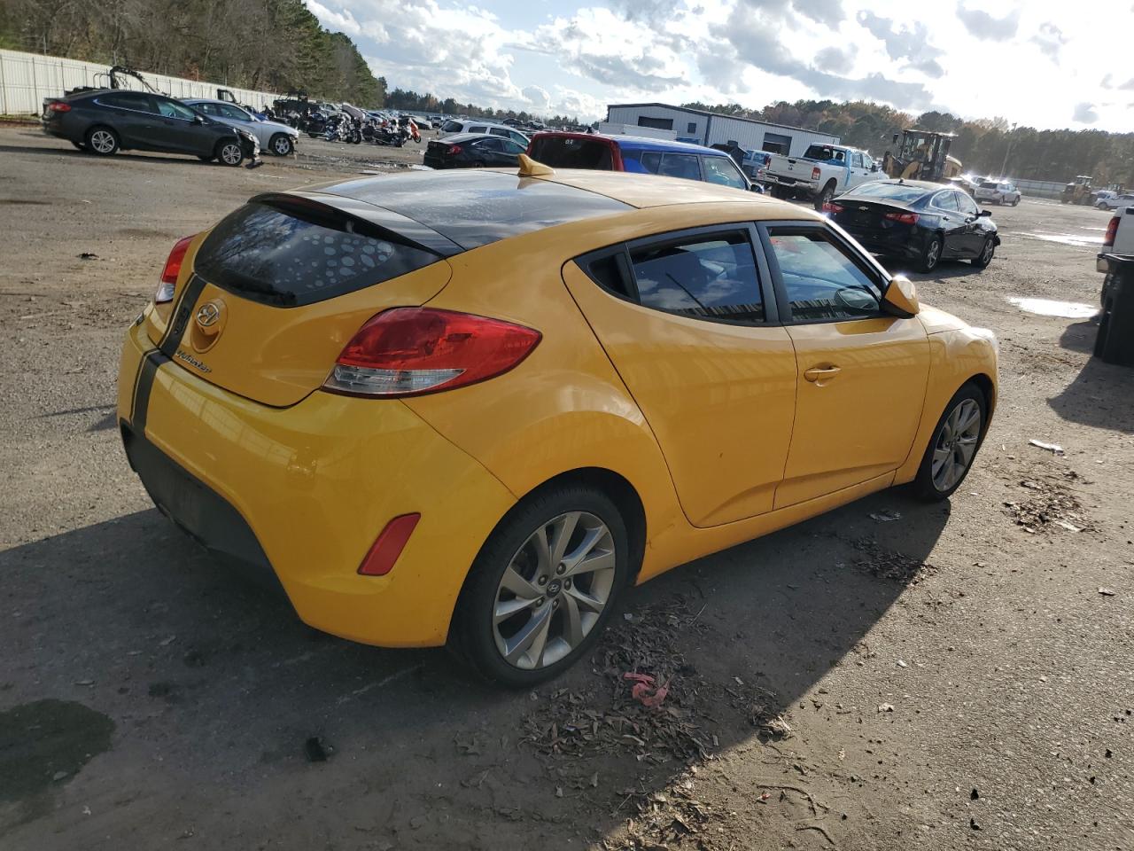 Lot #3028333807 2016 HYUNDAI VELOSTER