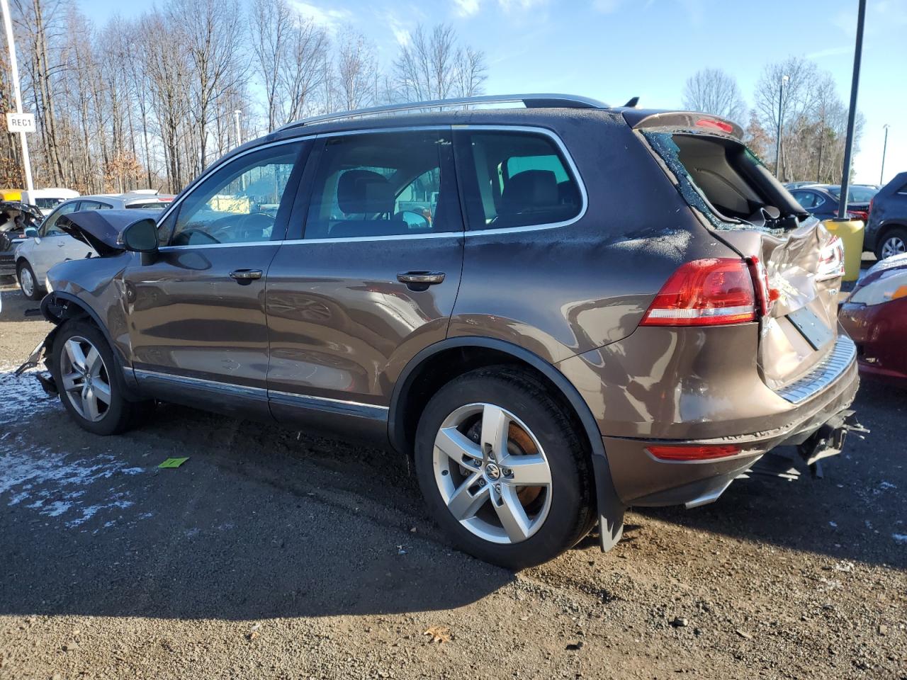 Lot #3034427730 2013 VOLKSWAGEN TOUAREG V6