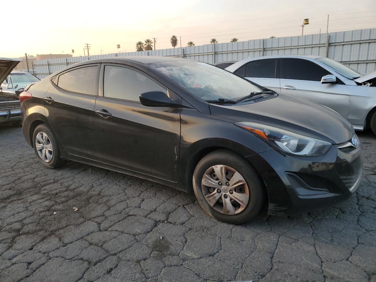 Lot #3048461887 2016 HYUNDAI ELANTRA SE