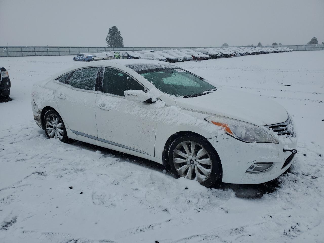 Lot #3042061197 2013 HYUNDAI AZERA GLS