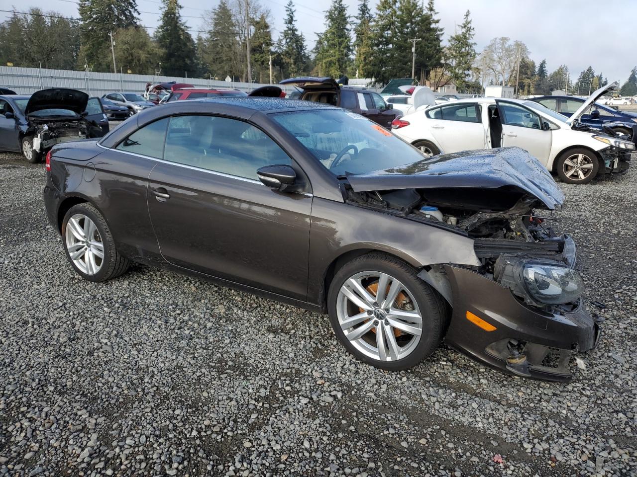 Lot #3044645256 2012 VOLKSWAGEN EOS LUX