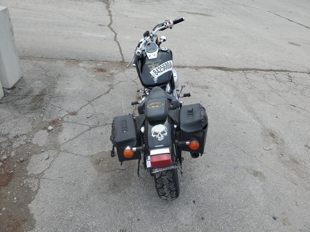 Lot #3028582947 2006 HONDA VT750 C