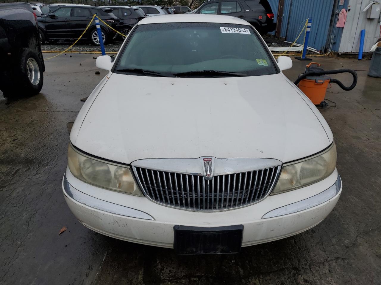 Lot #3034371085 1999 LINCOLN CONTINENTA